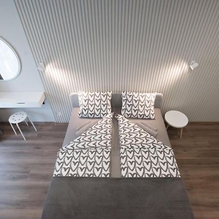 Scandinavian Apartment Elegant Lviv Eksteriør billede