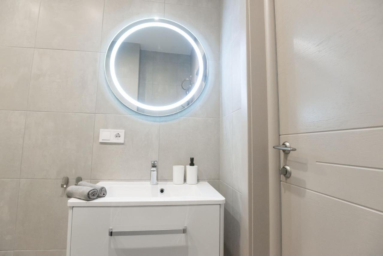 Scandinavian Apartment Elegant Lviv Eksteriør billede